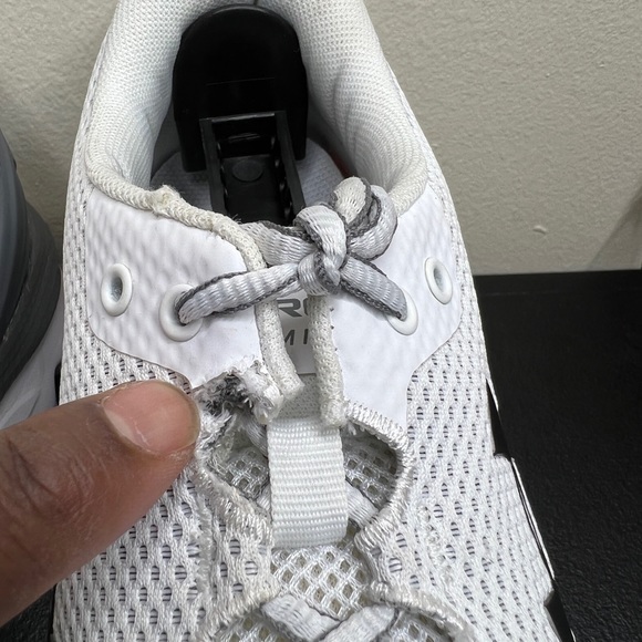 🌹 Under Armour Mens Charged Gemini 3023276-100 White Running Shoes Sneakers 9 - Picture 13 of 14